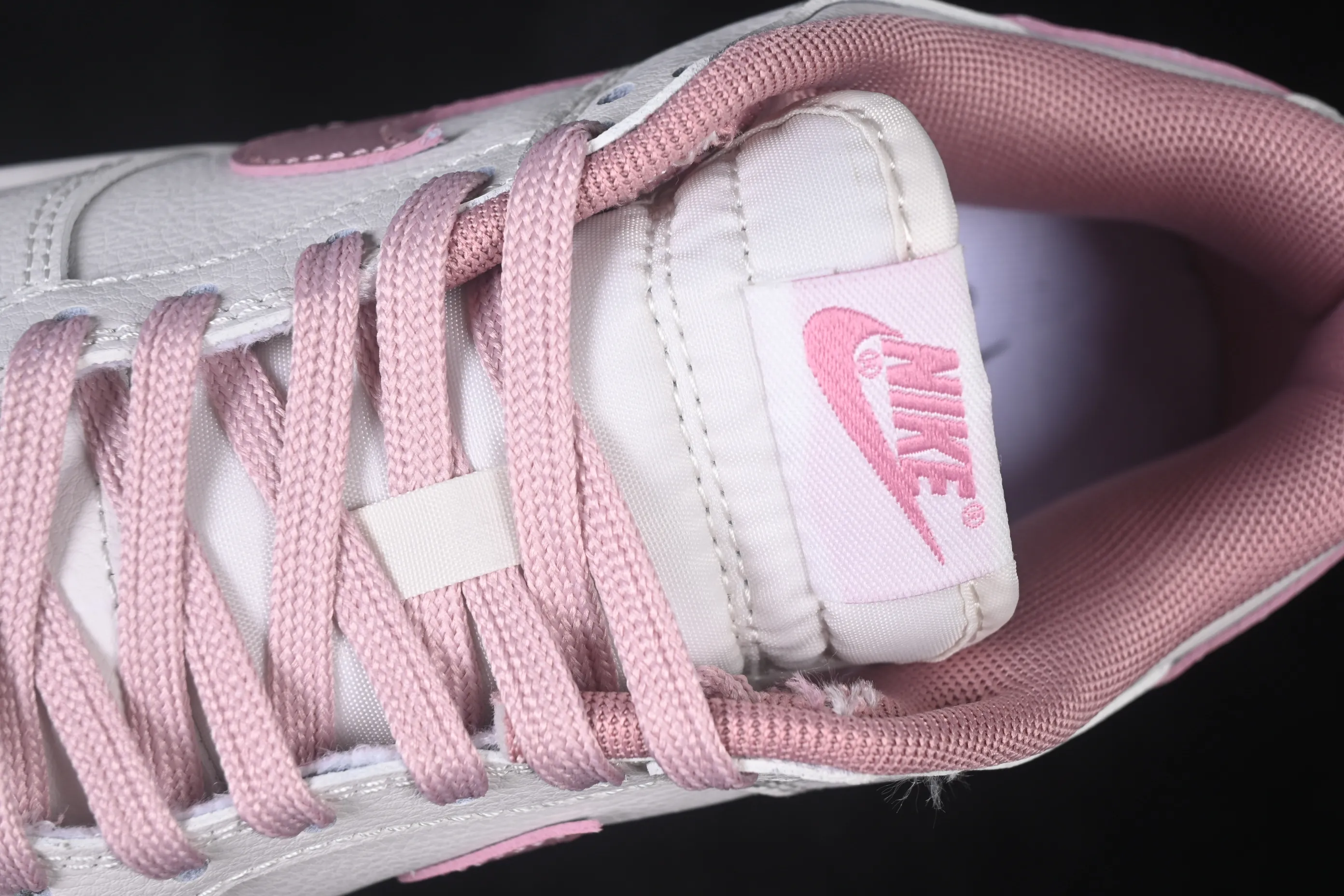 All categories Nk SB Dunk Series Nk SB Dunk Low High-end customized low-top sneakers Nike SB Dunk Low low-top casual skateboard shoes WP0418-178